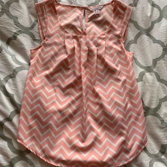 Style top - Picture 1 of 4